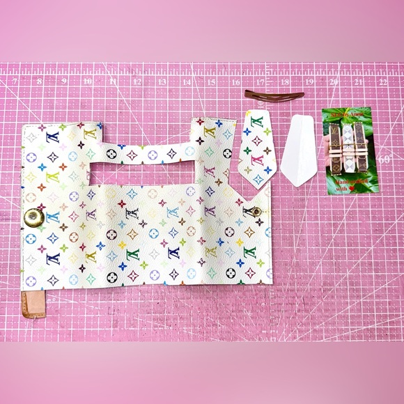 💗 White or Black Multicolor Murakami snap Hair clip One piece ‼️ - Picture 15 of 15